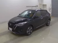 Nissan KICKS лот № 1001 оценка 5  с аукциона в Японии 2