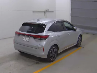 Nissan AURA  с аукциона в Японии