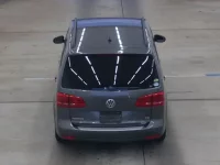 Volkswagen GOLF TOURAN лот № 2764 оценка 4  с аукциона в Японии 2