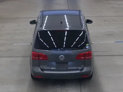 Volkswagen GOLF TOURAN  с аукциона в Японии