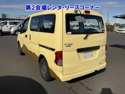 Nissan NV200  с аукциона в Японии