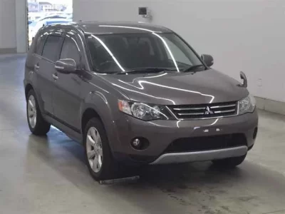 Mitsubishi OUTLANDER  с аукциона в Японии