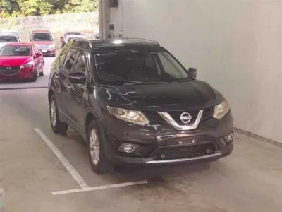 Nissan X-TRAIL  с аукциона в Японии