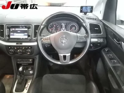 Volkswagen SHARAN  с аукциона в Японии