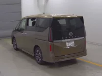 Nissan SERENA лот № 1028 оценка 5  с аукциона в Японии 1