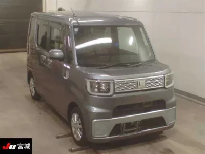 Daihatsu WAKE  с аукциона в Японии