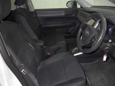 Toyota COROLLA FIELDER  с аукциона в Японии