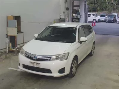 Toyota COROLLA FIELDER  с аукциона в Японии