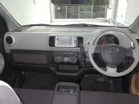 Toyota PASSO лот № 263 оценка 3  с аукциона в Японии 4