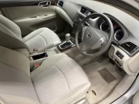 Nissan SYLPHY лот № 2820 оценка 3.5  с аукциона в Японии 3