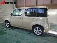 Nissan CUBE лот № 4302 оценка 3  с аукциона в Японии 5