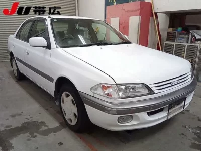 Toyota CARINA  с аукциона в Японии