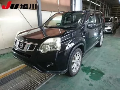 Nissan X-TRAIL  с аукциона в Японии