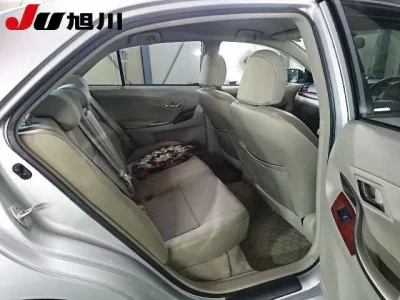 Toyota PREMIO  с аукциона в Японии