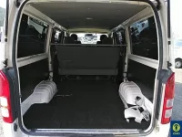 Toyota HIACE VAN лот № 404 оценка R  с аукциона в Японии 8