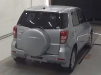 Toyota RUSH лот № 1133 оценка R  с аукциона в Японии 4