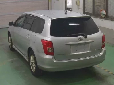 Toyota COROLLA FIELDER  с аукциона в Японии