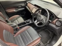 Nissan KICKS лот № 2876 оценка 4  с аукциона в Японии 3