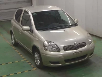 Toyota VITZ  с аукциона в Японии