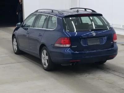 Volkswagen GOLF VARIANT  с аукциона в Японии
