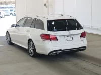 Mercedes-Benz E CLASS WAGON лот № 5005 оценка 4  с аукциона в Японии 1