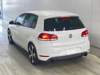 Volkswagen GOLF  с аукциона в Японии