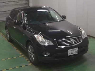 Nissan SKYLINE CROSSOVER