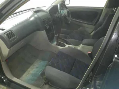 Toyota CALDINA  с аукциона в Японии