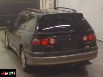 Toyota CALDINA  с аукциона в Японии