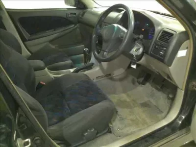 Toyota CALDINA  с аукциона в Японии