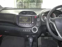 Honda FIT лот № 1520 оценка 3.5  с аукциона в Японии 5