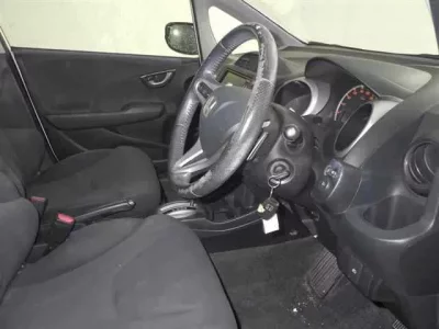 Honda FIT  с аукциона в Японии