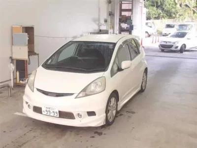 Honda FIT  с аукциона в Японии