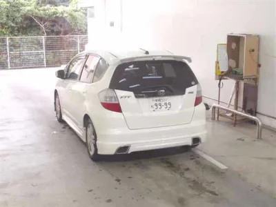 Honda FIT  с аукциона в Японии