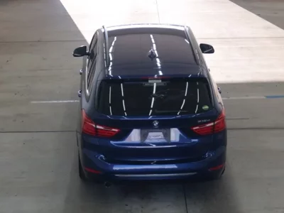 BMW 2-Series  с аукциона в Японии