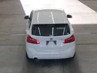 BMW 2-Series лот № 5035 оценка 4  с аукциона в Японии 2