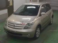 Toyota IST лот № 3610 оценка 3.5  с аукциона в Японии 5