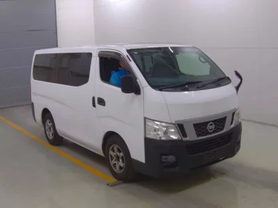 Nissan CARAVAN  с аукциона в Японии