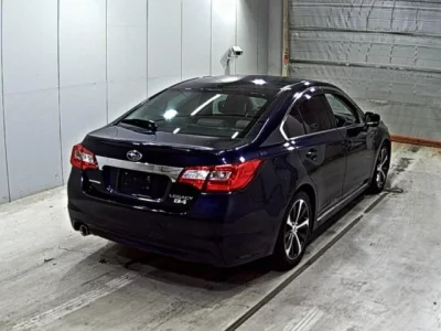 Subaru LEGACY B4
