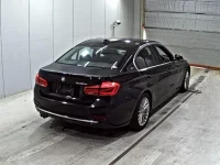 BMW 3-Series лот № 7161 оценка 4  с аукциона в Японии 4