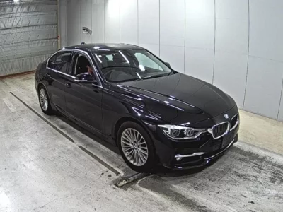 BMW 3-Series  с аукциона в Японии