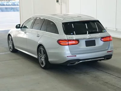 Mercedes-Benz E CLASS WAGON  с аукциона в Японии