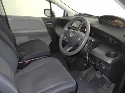 Honda FREED  с аукциона в Японии