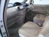 Toyota PORTE лот № 2093 оценка R  с аукциона в Японии 2