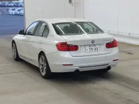 BMW 3-Series лот № 5076 оценка 3  с аукциона в Японии 1