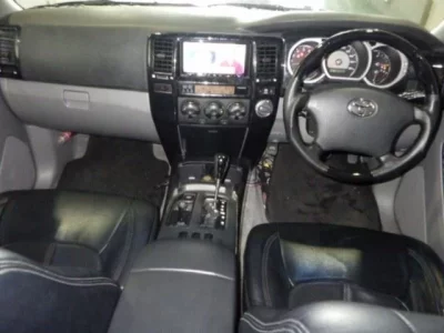 Toyota HILUX SURF  с аукциона в Японии