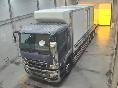 Mitsubishi FUSO TRUCK  с аукциона в Японии
