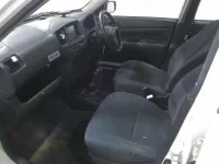 Toyota PROBOX лот № 4485 оценка R  с аукциона в Японии 2