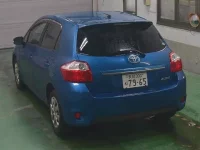 Toyota AURIS лот № 3684 оценка R  с аукциона в Японии 1