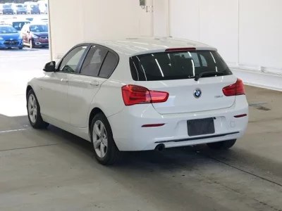 BMW 1-Series  с аукциона в Японии